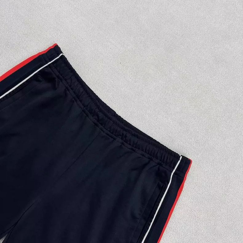 Gucci GUCCI Embroidered Logo Shorts Size XXL Size US 44 / EU 60 - 3 Thumbnail