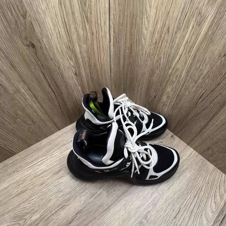 Louis Vuitton LV Louis Vuitton Black White Sneakers Size US 7.5 / EU 40-41 - 4 Thumbnail