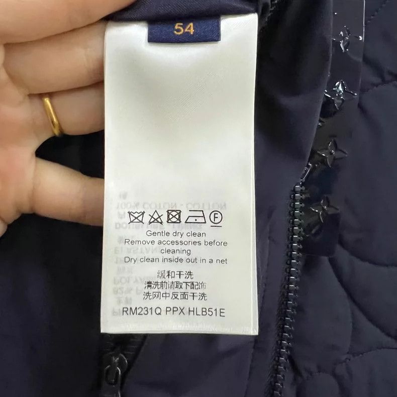 Louis Vuitton Louis Vuitton Dark Blue Quilted Jacket Size US L / EU 52-54 / 3 - 4 Thumbnail
