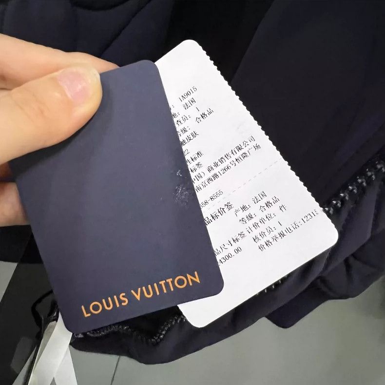 Louis Vuitton Louis Vuitton Dark Blue Quilted Jacket Size US L / EU 52-54 / 3 - 5 Thumbnail