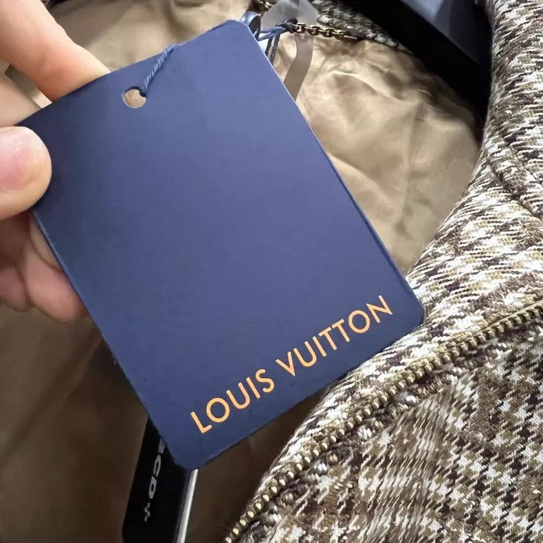 Louis Vuitton Louis Vuitton SS25 Pearl Button Check Jacket Size US L / EU 52-54 / 3 - 3 Thumbnail