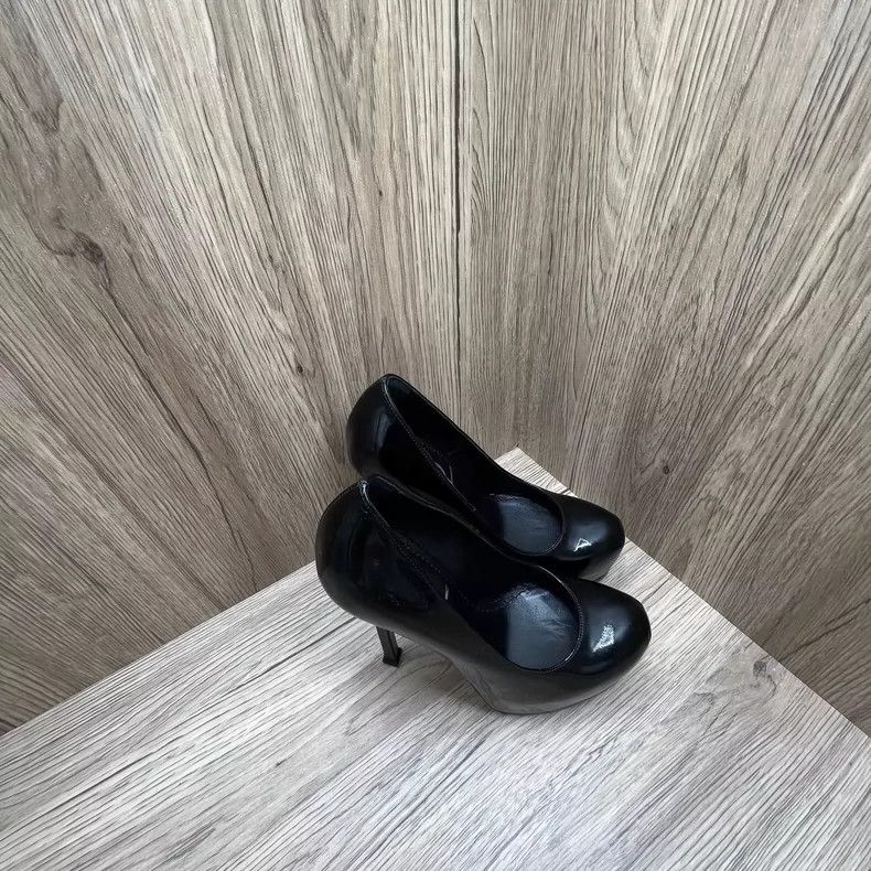 Saint Laurent Paris Saint Laurent Black Patent High Heels Size 35 Size US 5 / EU 37 - 6 Thumbnail