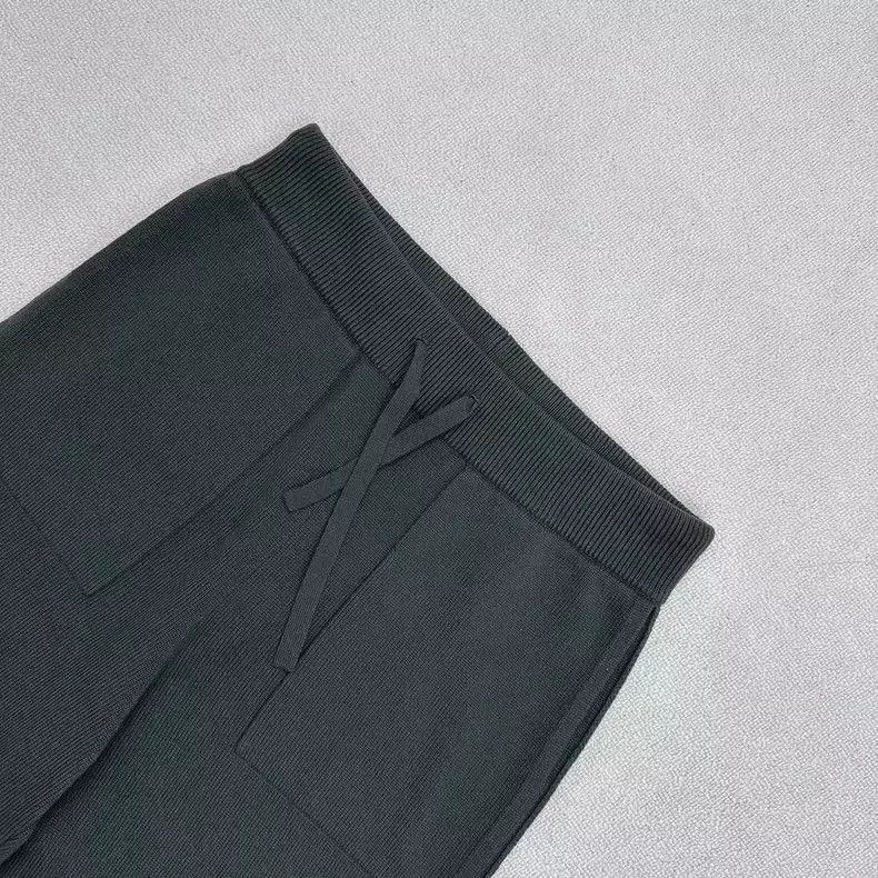 Louis Vuitton Louis Vuitton Logo Knit Jogger Pants Size S Size US 27 - 5 Thumbnail