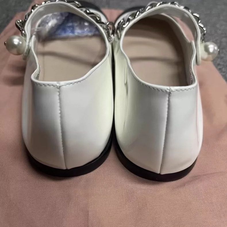 Miu Miu Miu Miu Black and White Leather Casual Shoes Size US 6.5 / EU 39-40 - 3 Thumbnail