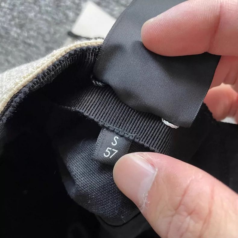 Gucci GUCCI Logo Duckbill Cap in Black Size ONE SIZE - 4 Thumbnail