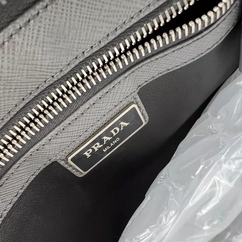 Prada PRADA Gray Triangular Logo Clutch Bag Size ONE SIZE - 4 Thumbnail
