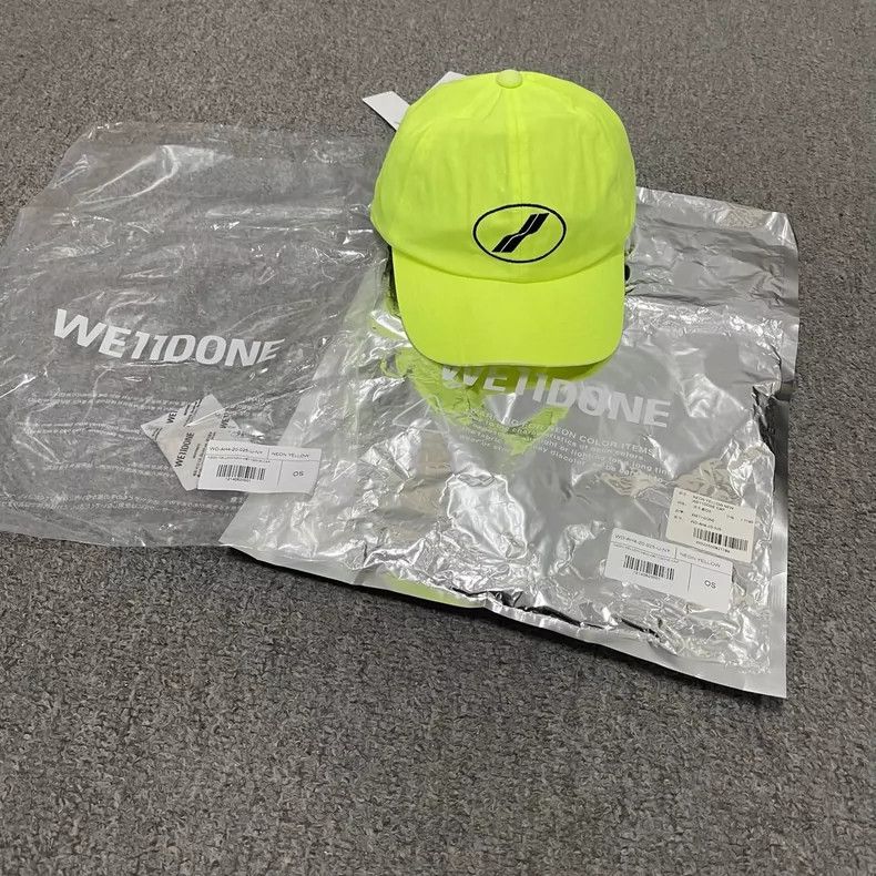 Anonymous Club WE11DONE Fluorescent Green Duckbill Cap Size ONE SIZE - 4 Thumbnail