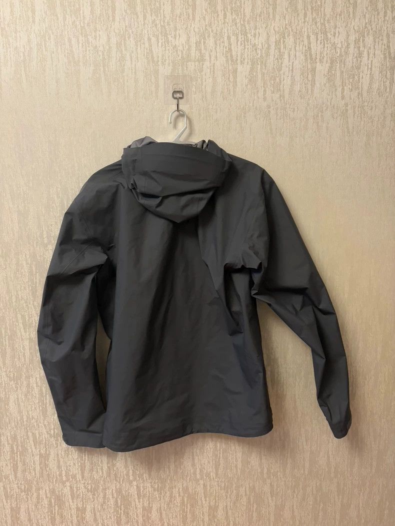 Arc'teryx Arcteryx Beta Jacket GORE-TEX Dark Gray Size US M / EU 48-50 / 2 - 3 Thumbnail