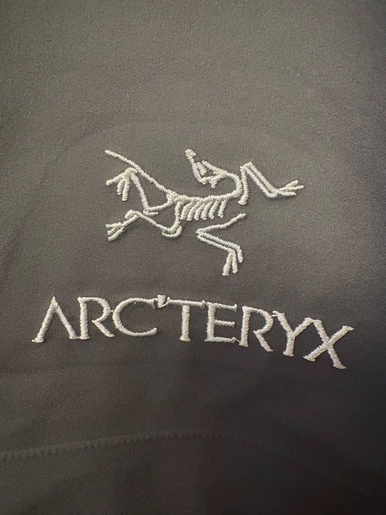 Arc'teryx Arcteryx Beta Jacket GORE-TEX Dark Gray Size US M / EU 48-50 / 2 - 4 Thumbnail