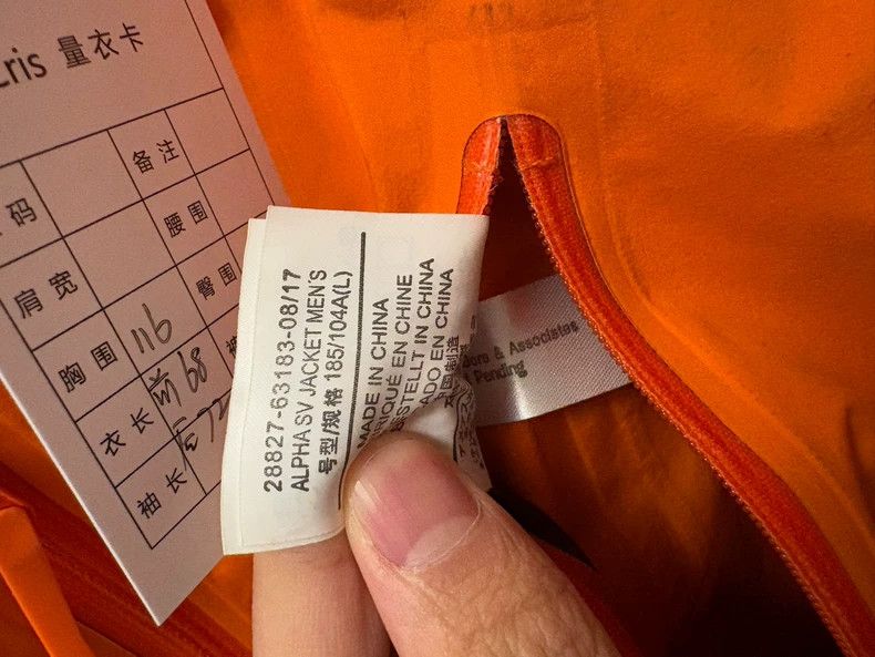 Arc'teryx Arcteryx Alpha Sv Hooded Waterproof Jacket Size US L / EU 52-54 / 3 - 4 Thumbnail
