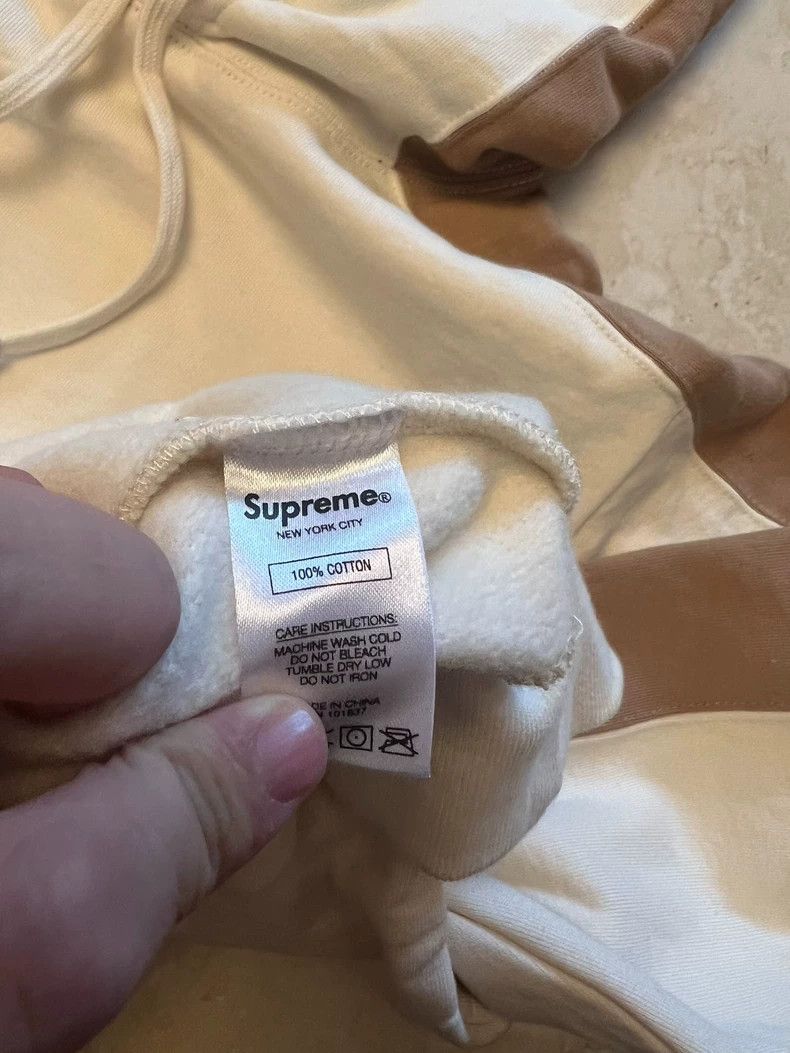 Supreme Supreme Beige Hoodie for Sale Size US M / EU 48-50 / 2 - 4 Thumbnail