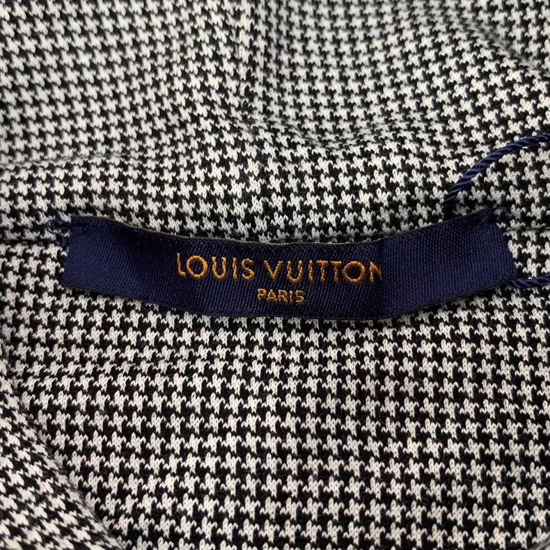 Louis Vuitton Louis Vuitton Gray Hoodie with Characters Size US XS / EU 42 / 0 - 6 Thumbnail