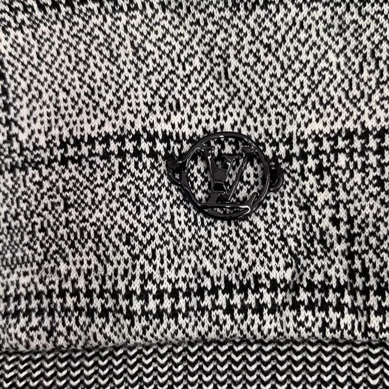 Louis Vuitton Louis Vuitton Gray Hoodie with Characters Size US XS / EU 42 / 0 - 5 Thumbnail