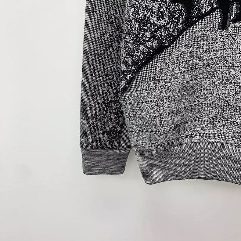 Louis Vuitton Louis Vuitton Gray Hoodie with Characters Size US XS / EU 42 / 0 - 4 Thumbnail