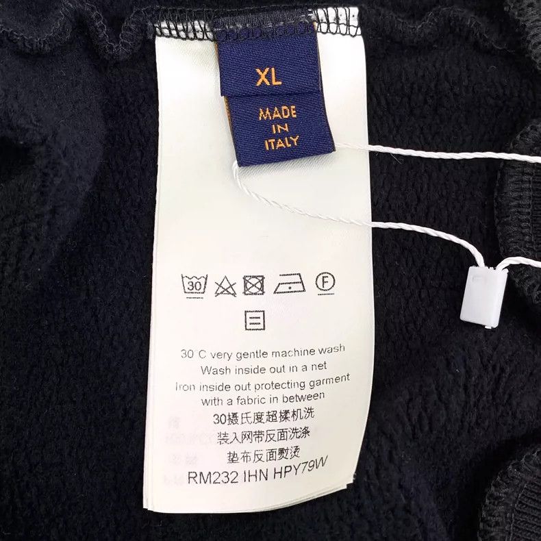 Louis Vuitton Louis Vuitton Black Logo Embroidered Sweatshirt Size US XL / EU 56 / 4 - 7 Thumbnail