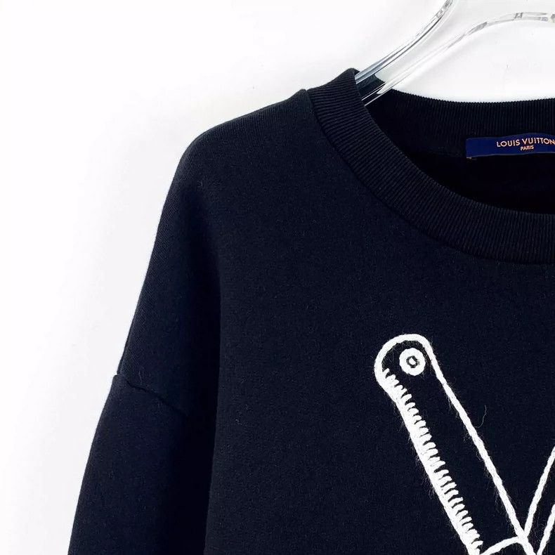 Louis Vuitton Louis Vuitton Black Logo Embroidered Sweatshirt Size US XL / EU 56 / 4 - 3 Thumbnail
