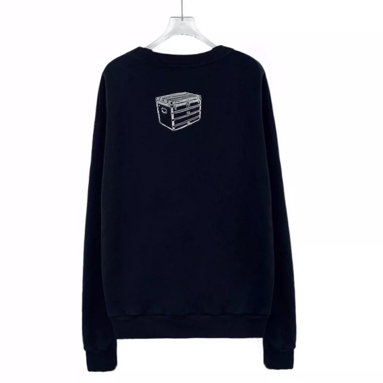 Louis Vuitton Louis Vuitton Black Logo Embroidered Sweatshirt Size US XL / EU 56 / 4 - 2 Thumbnail