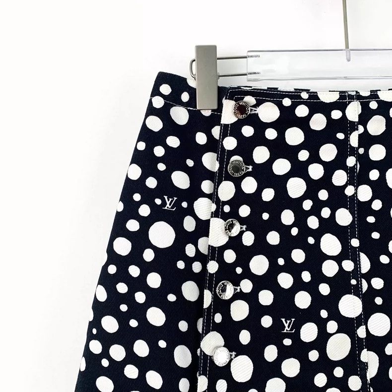Louis Vuitton Louis Vuitton Yayoi Kusama Polka Dot Skirt Size US 42 / EU 58 - 3 Thumbnail