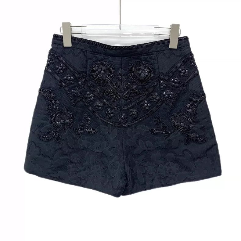 Valentino Valentino Black Floral Embellished Casual Shorts Size US 40 / EU 56 - 2 Thumbnail