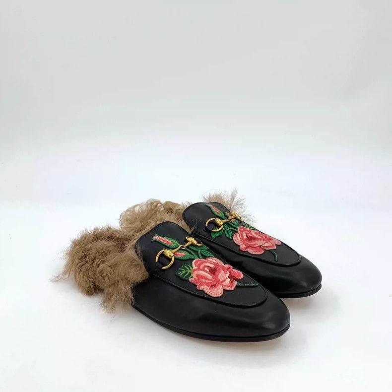 Gucci Gucci Black Rose Embroidered Leather Slippers Size US 6 / EU 39 - 2 Thumbnail