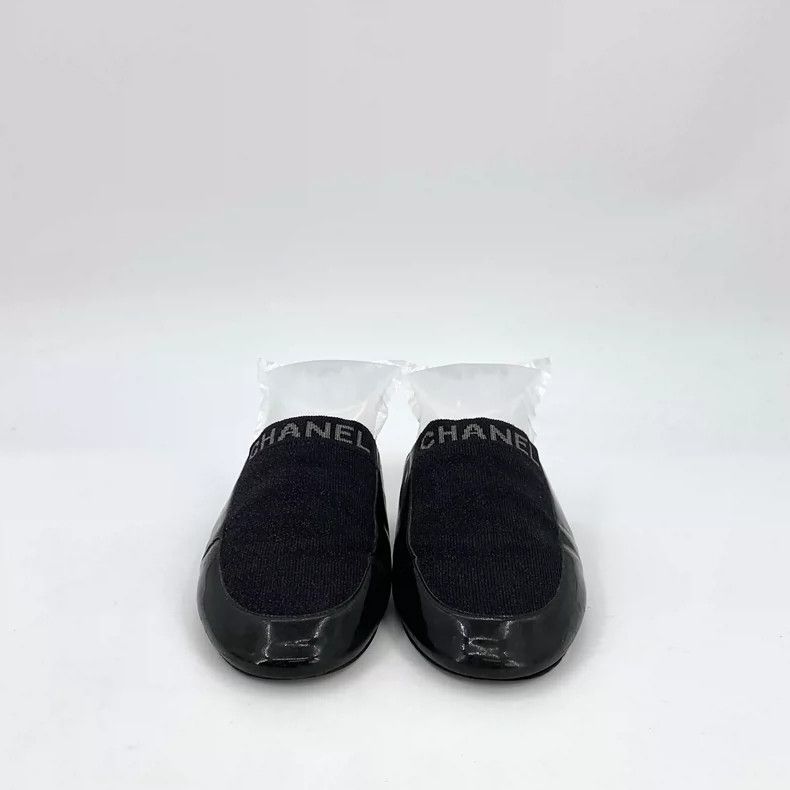 Chanel Chanel Black Leather Half Slippers Size 38 Size US 8 / EU 41 - 3 Thumbnail