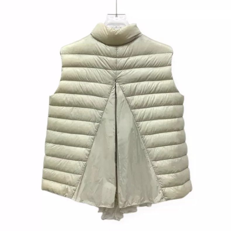 Moncler Moncler Beige Sleeveless Down Vest with Logo Size US XS / EU 42 / 0 - 2 Thumbnail