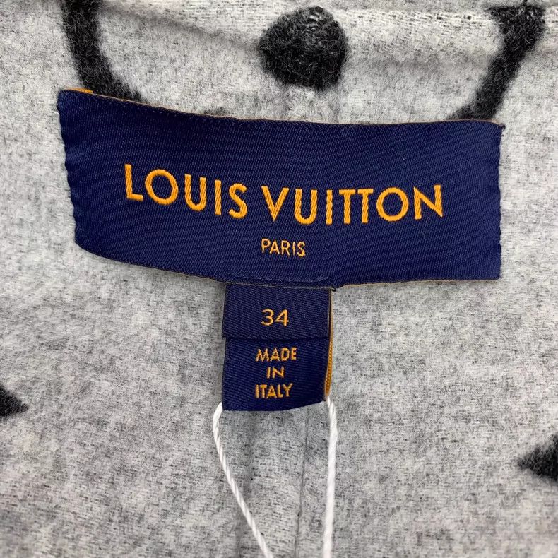 Louis Vuitton Louis Vuitton Black Logo Wool Hooded Coat Size US XXS / EU 40 - 6 Thumbnail