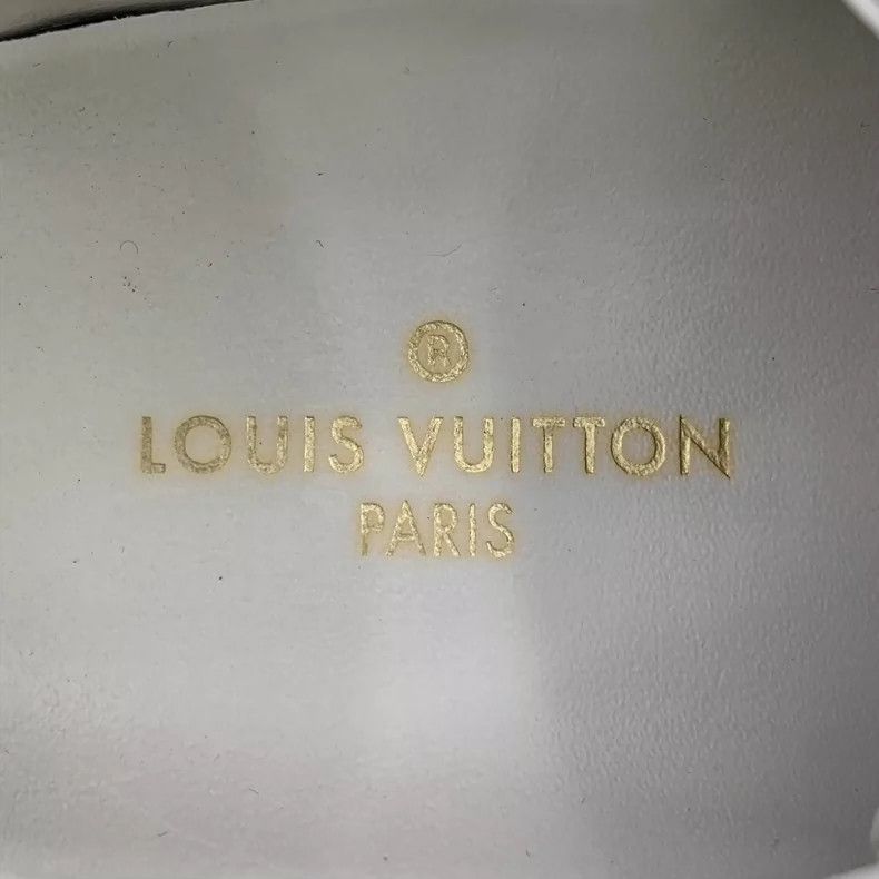 Louis Vuitton Louis Vuitton White Casual Sneakers with Straps Size US 6 / EU 39 - 7 Thumbnail