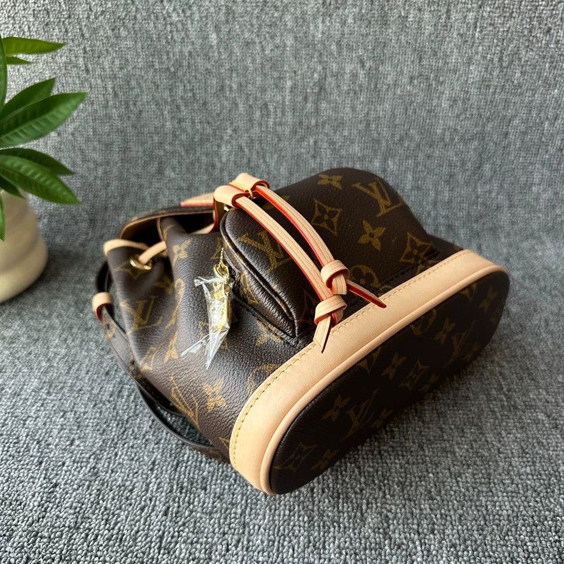 Louis Vuitton LOUIS VUITTON Montsouris Drawstring Backpack Size ONE SIZE - 3 Thumbnail