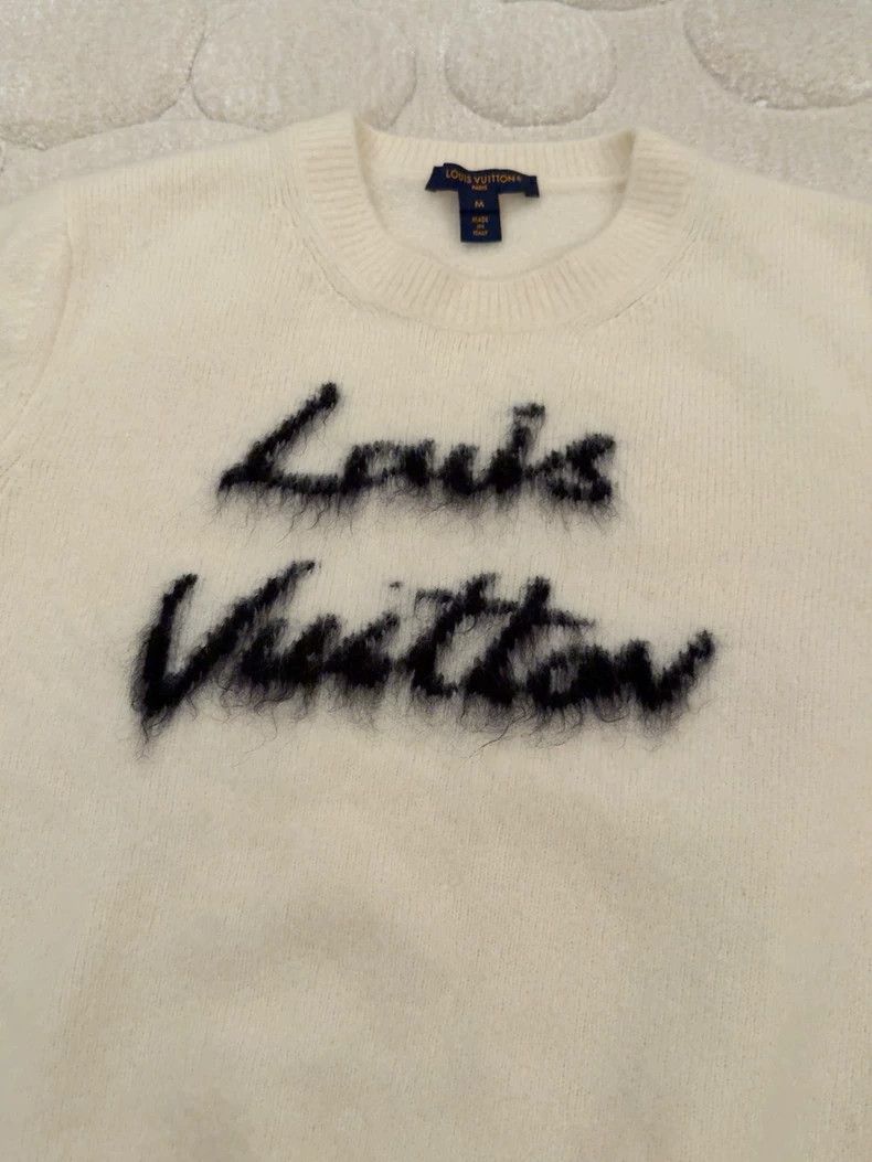 Louis Vuitton Louis Vuitton Long Sleeve Knit Sweater Size US M / EU 48-50 / 2 - 2 Thumbnail