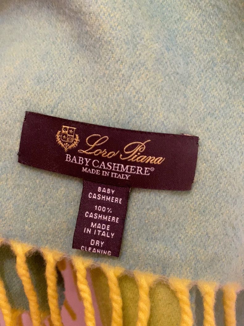 Loro Piana Loro Piana Dual-Sided Cashmere Scarf Size ONE SIZE - 8 Thumbnail