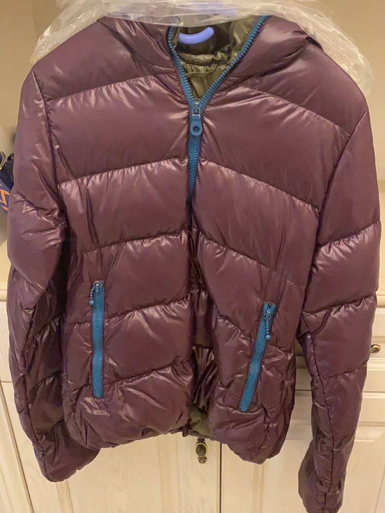 Moncler Classic Purple Down Jacket for Women Size US L / EU 52-54 / 3 - 2 Thumbnail