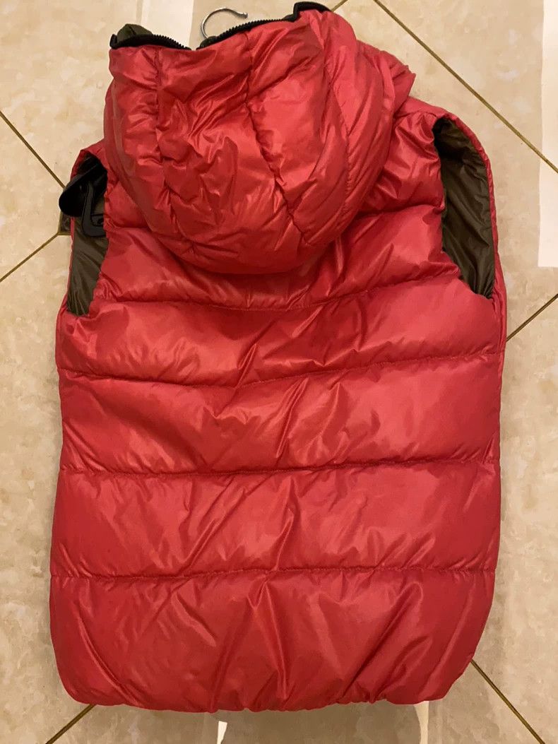 Moncler Duvetica Red Puffer Vest Size 38 Size US S / EU 44-46 / 1 - 6 Thumbnail