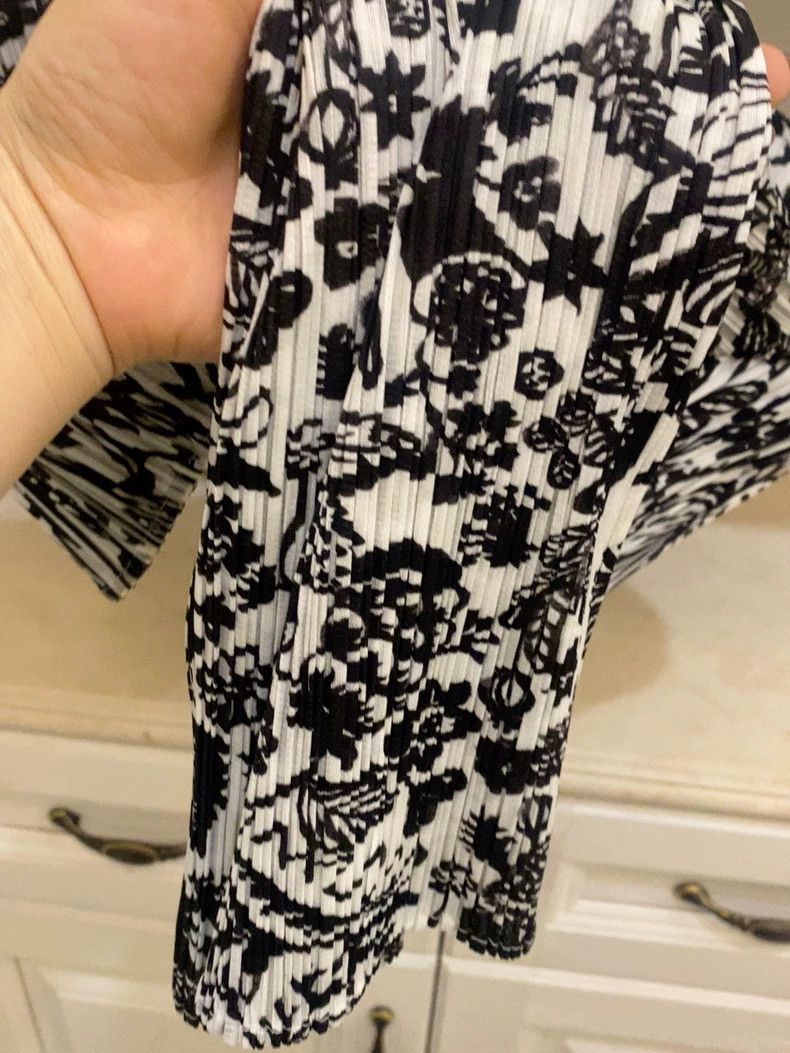 Issey Miyake Stylish Black and White Floral Top Size US M / EU 48-50 / 2 - 8 Thumbnail