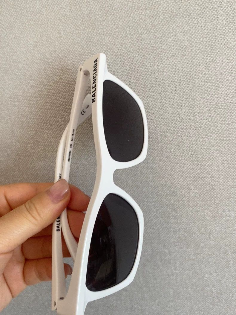 Balenciaga Balenciaga Classic White Sunglasses Size ONE SIZE - 8 Thumbnail