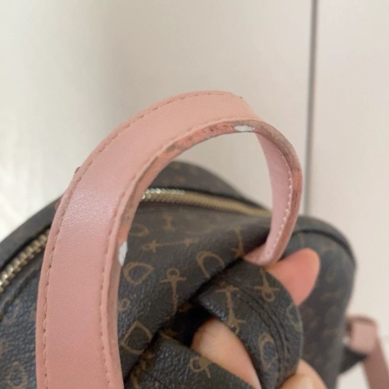 Louis Vuitton Stylish Fashionable Double Shoulder Backpack Size ONE SIZE - 5 Thumbnail