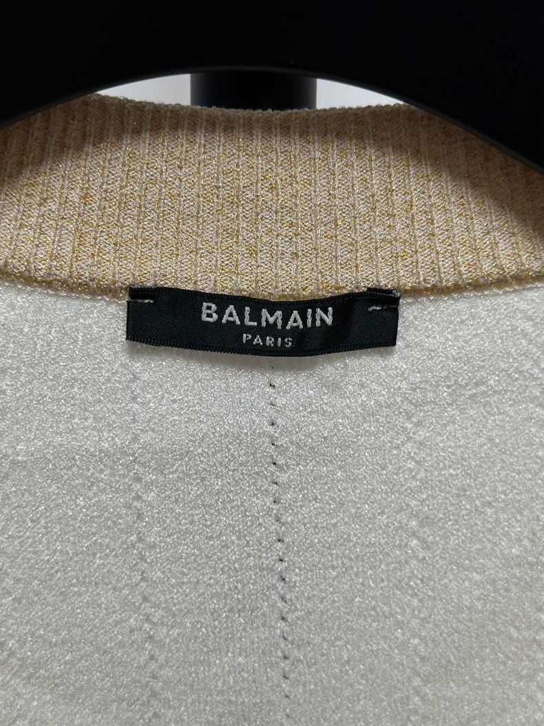 Balmain Balmain V-Neck Knit Cardigan with Gold Buttons Size US S / EU 44-46 / 1 - 3 Thumbnail