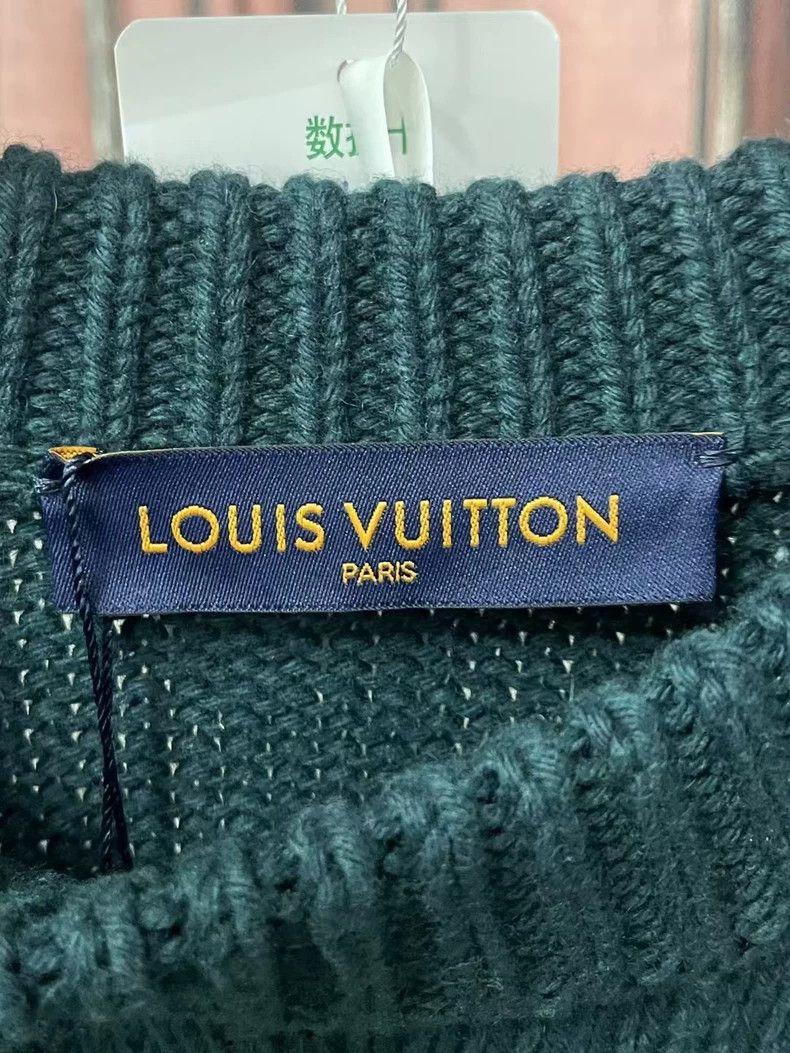Louis Vuitton Louis Vuitton Cartoon Fox Sweater Size M Size US M / EU 48-50 / 2 - 6 Thumbnail