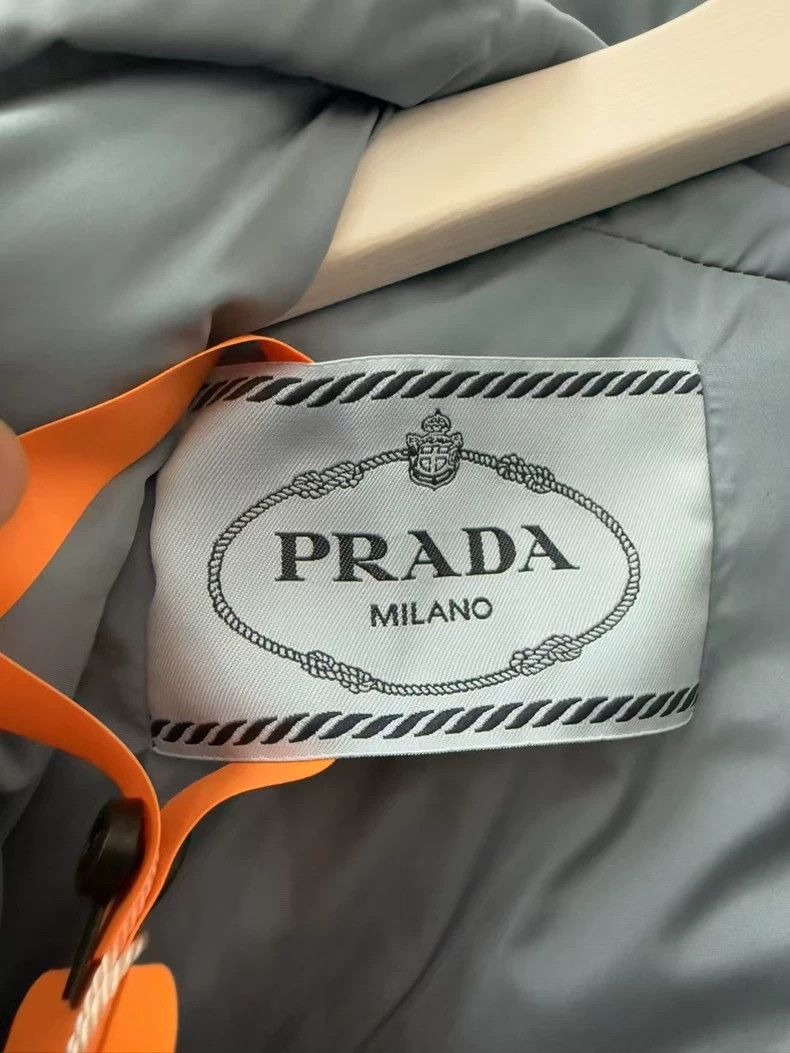 Prada Prada Long Puffer Jacket with Triangle Logo Size US M / EU 48-50 / 2 - 6 Thumbnail
