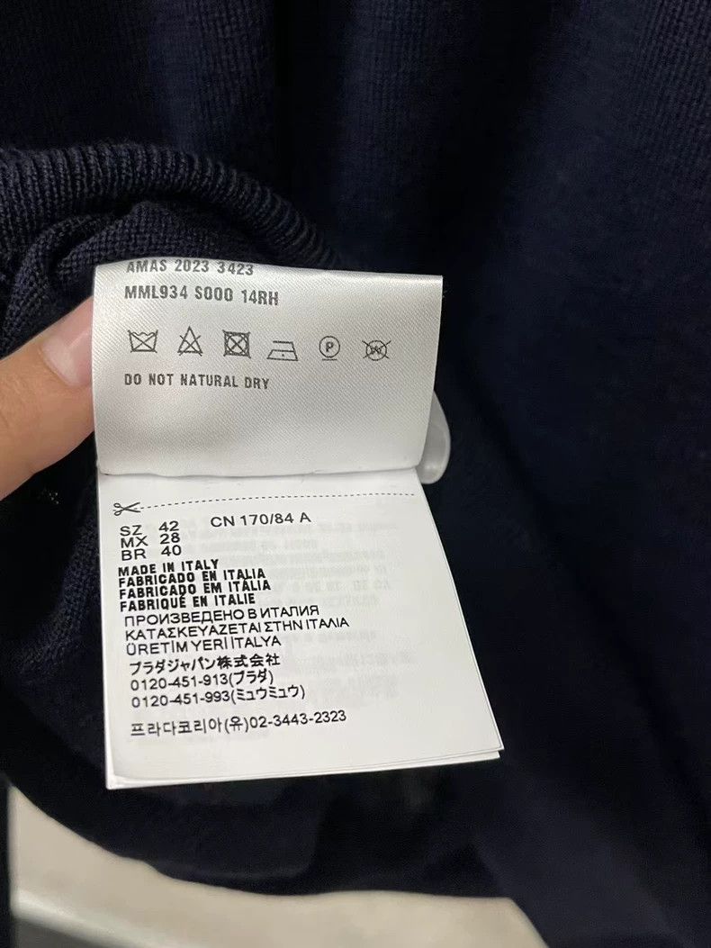 Prada MiuMiu New Navy Blue Long Sleeve Polo Size US XXL / EU 58 / 5 - 7 Thumbnail