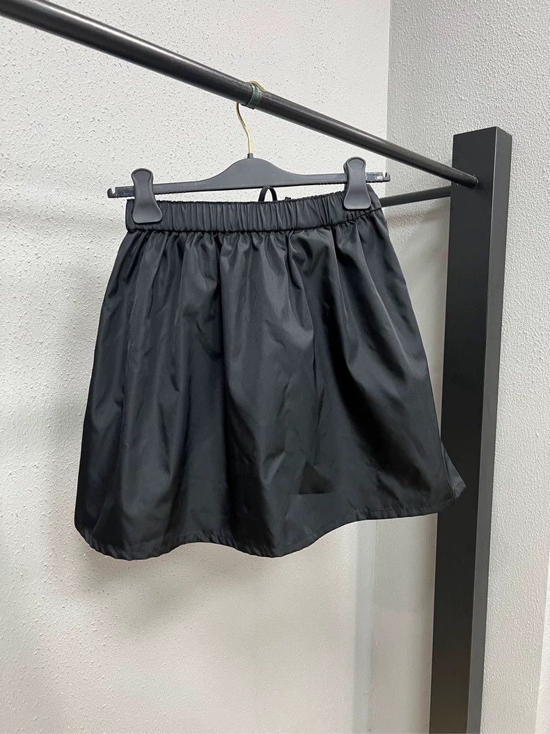 Prada Prada Black Nylon Triangle Logo Skirt Size US 38 / EU 54 - 2 Thumbnail