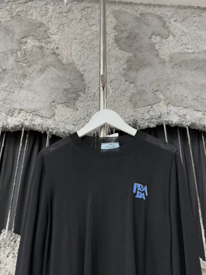 Prada Prada Black Knit Long Sleeve Top Size US S / EU 44-46 / 1 - 4 Thumbnail