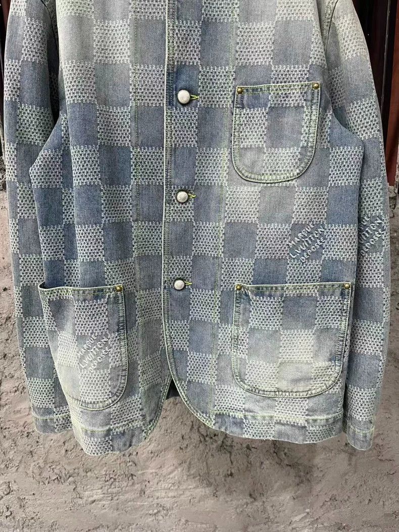 Louis Vuitton Louis Vuitton Pearl Button Denim Jacket Size US M / EU 48-50 / 2 - 4 Thumbnail