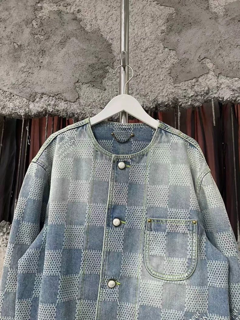 Louis Vuitton Louis Vuitton Pearl Button Denim Jacket Size US M / EU 48-50 / 2 - 3 Thumbnail