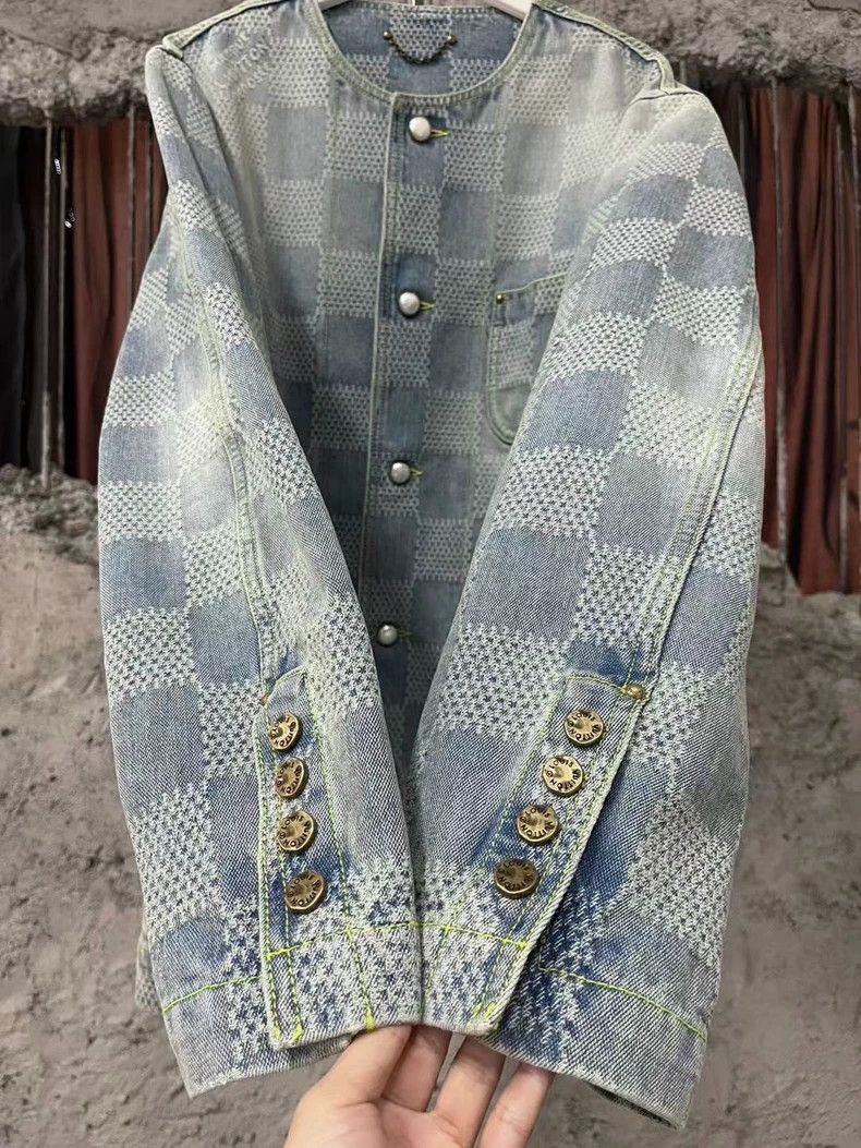Louis Vuitton Louis Vuitton Pearl Button Denim Jacket Size US M / EU 48-50 / 2 - 5 Thumbnail
