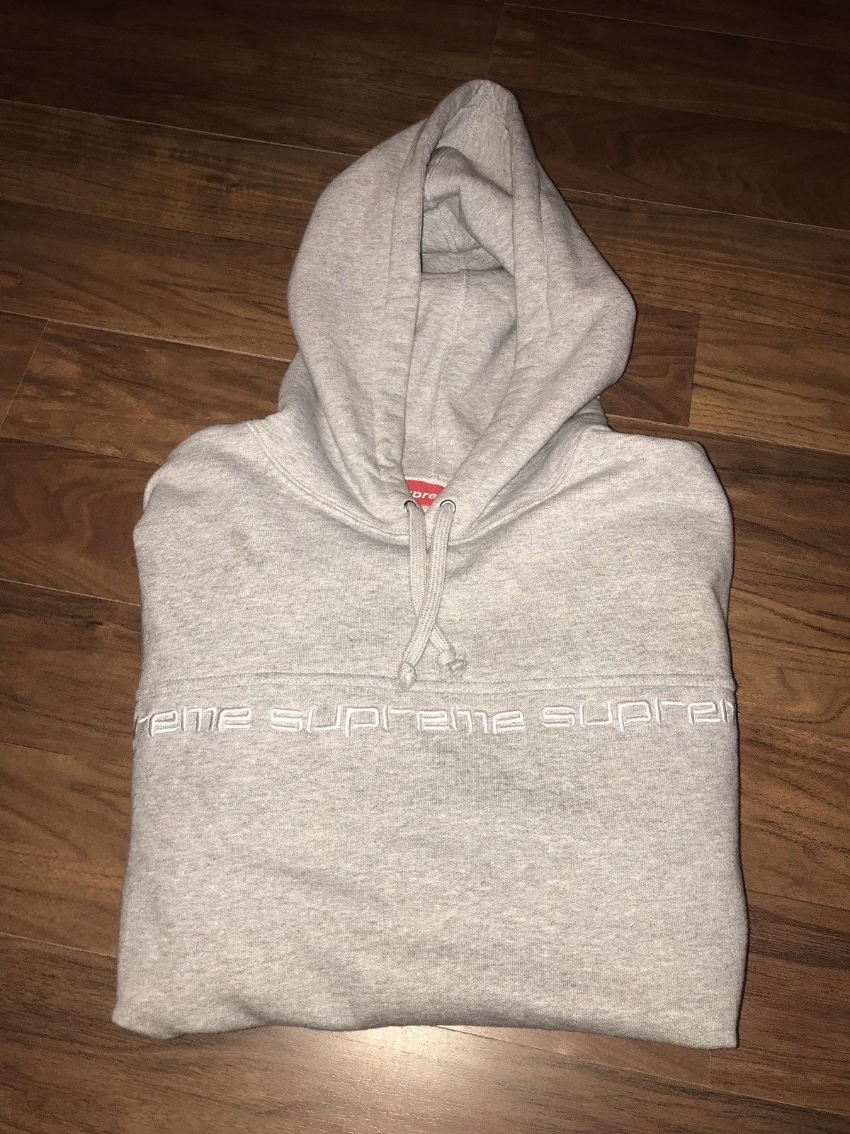 トップス supreme text stripe zip up hooded L grey 587120_03.jpg.jpeg