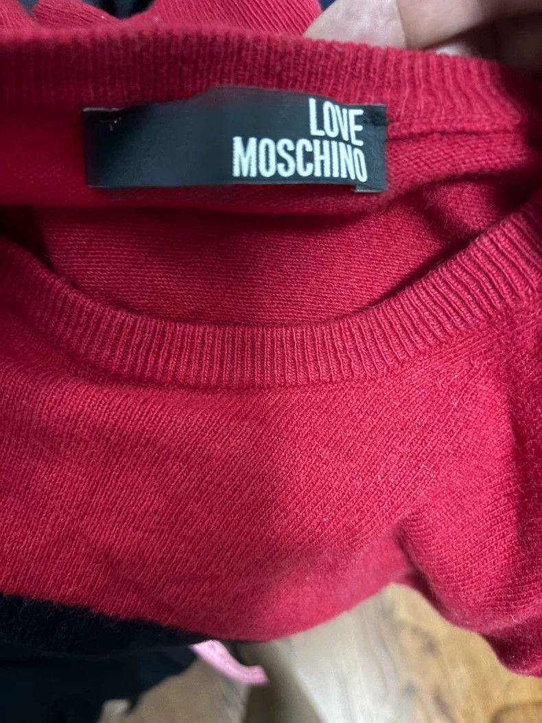 Moschino Moschino Red Wool Sweater with Peace Logo Size US S / EU 44-46 / 1 - 3 Thumbnail