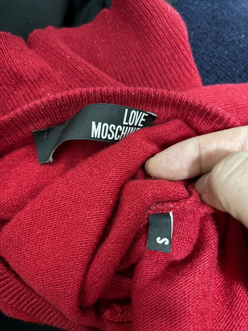 Moschino Moschino Red Wool Sweater with Peace Logo Size US S / EU 44-46 / 1 - 4 Thumbnail