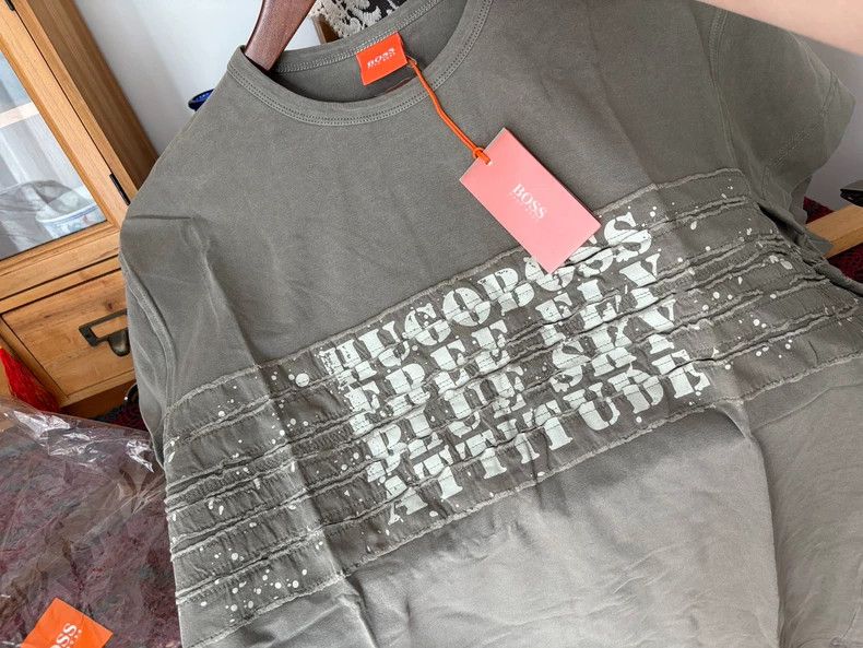 Emporio Armani Boss Short Sleeve T-Shirt with Orange Tag Size US M / EU 48-50 / 2 - 3 Thumbnail