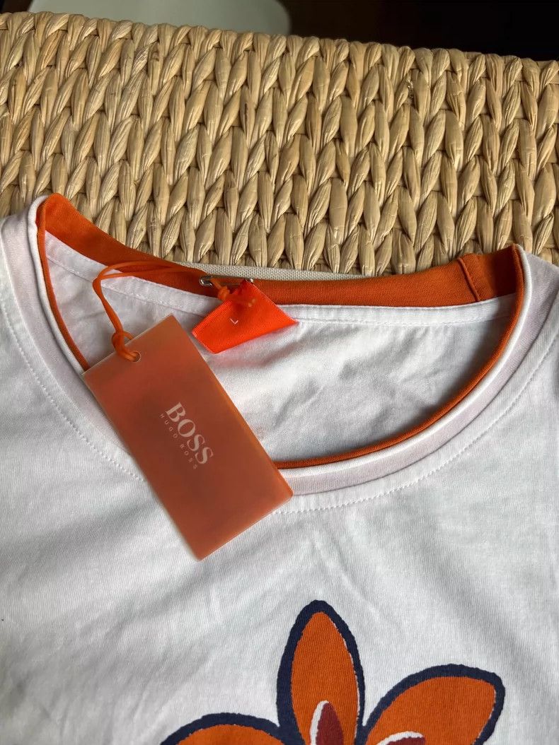 Emporio Armani Boss Orange Short Sleeve T-Shirt Size US M / EU 48-50 / 2 - 3 Thumbnail
